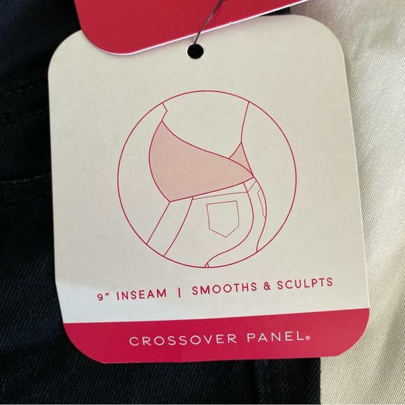 Isabel Maternity Crossover Panel bermuda Shorts - Picture 9 of 13